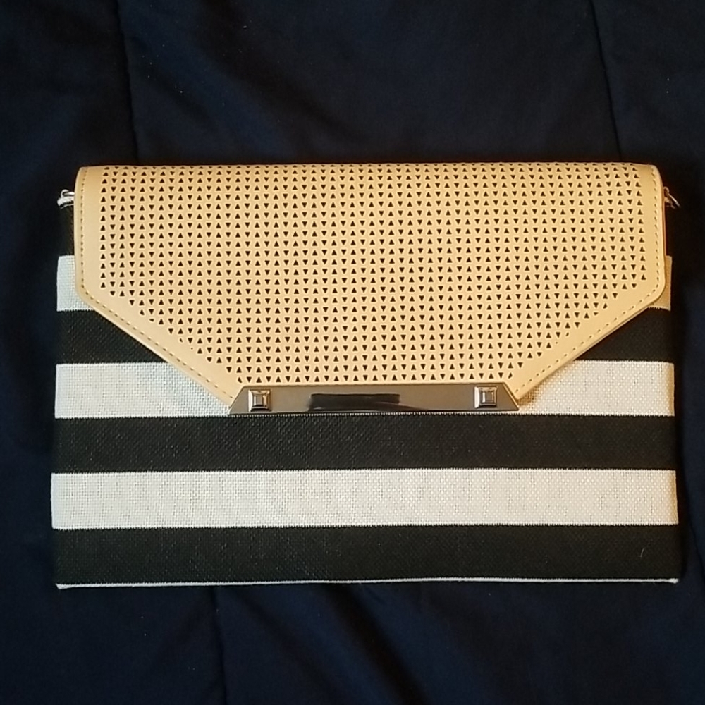 Stella & Dot clutch